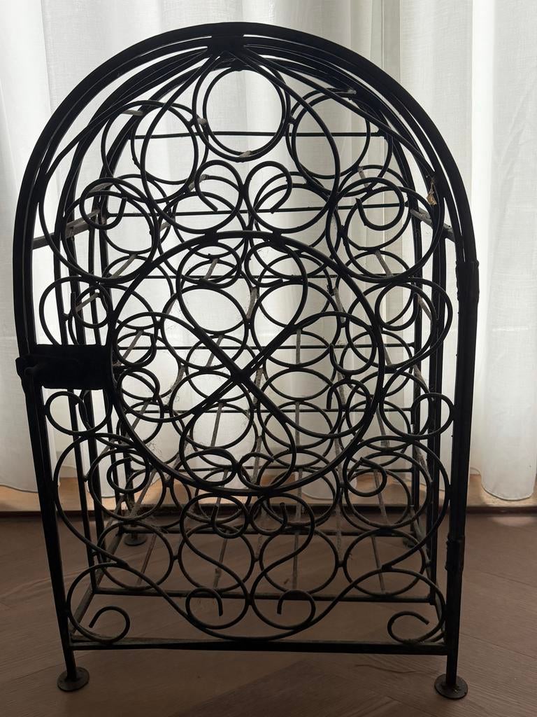 Gietijzeren  wijnrek met deurtje, Huis en Inrichting, Woonaccessoires | Wijnrekken, Ophalen, 50 tot 75 cm, 15 tot 25 flessen, Zo goed als nieuw