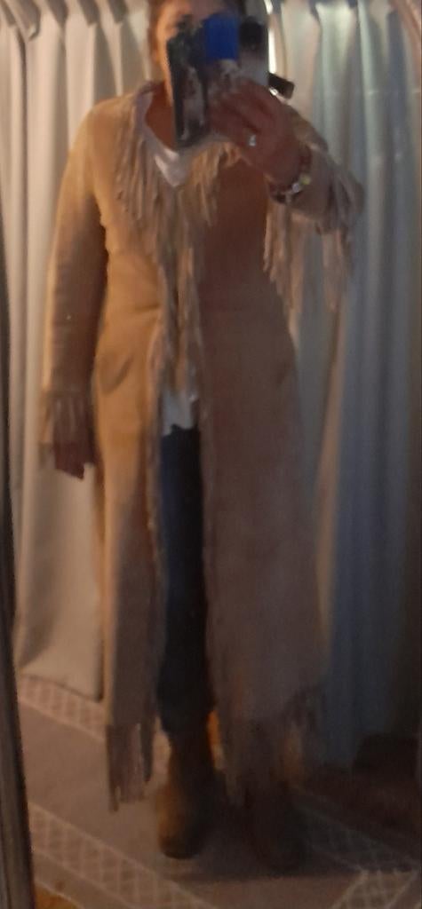 Suede Boho/Ibiza Jas met Franjes, Kleding | Dames, Jumpsuits, Gedragen, Maat 38/40 (M), Beige, Ophalen of Verzenden