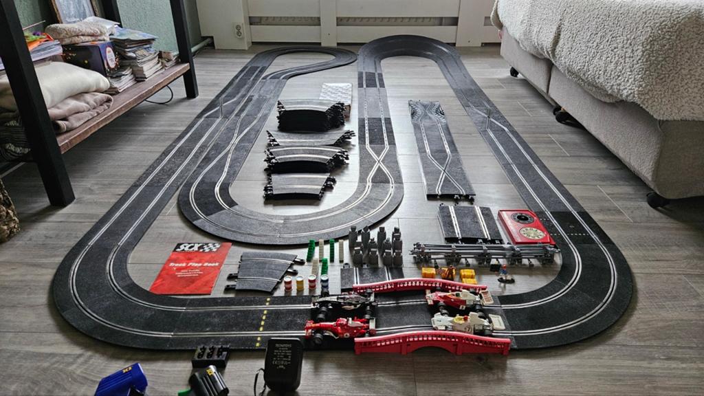 Scalextric racebaan 89 baandelen..4x F1 Auto's, Overige merken, Racebaan, Zelf te bouwen, Ophalen of Verzenden