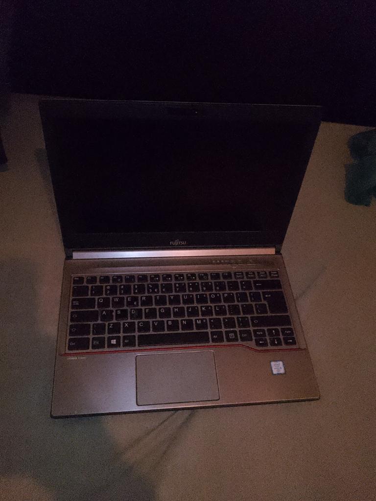 Fujitsu Laptop - prima Staat, Inclusief Oplader, Computers en Software, Windows Laptops, Qwerty, 8 GB, 13 inch, Ophalen of Verzenden