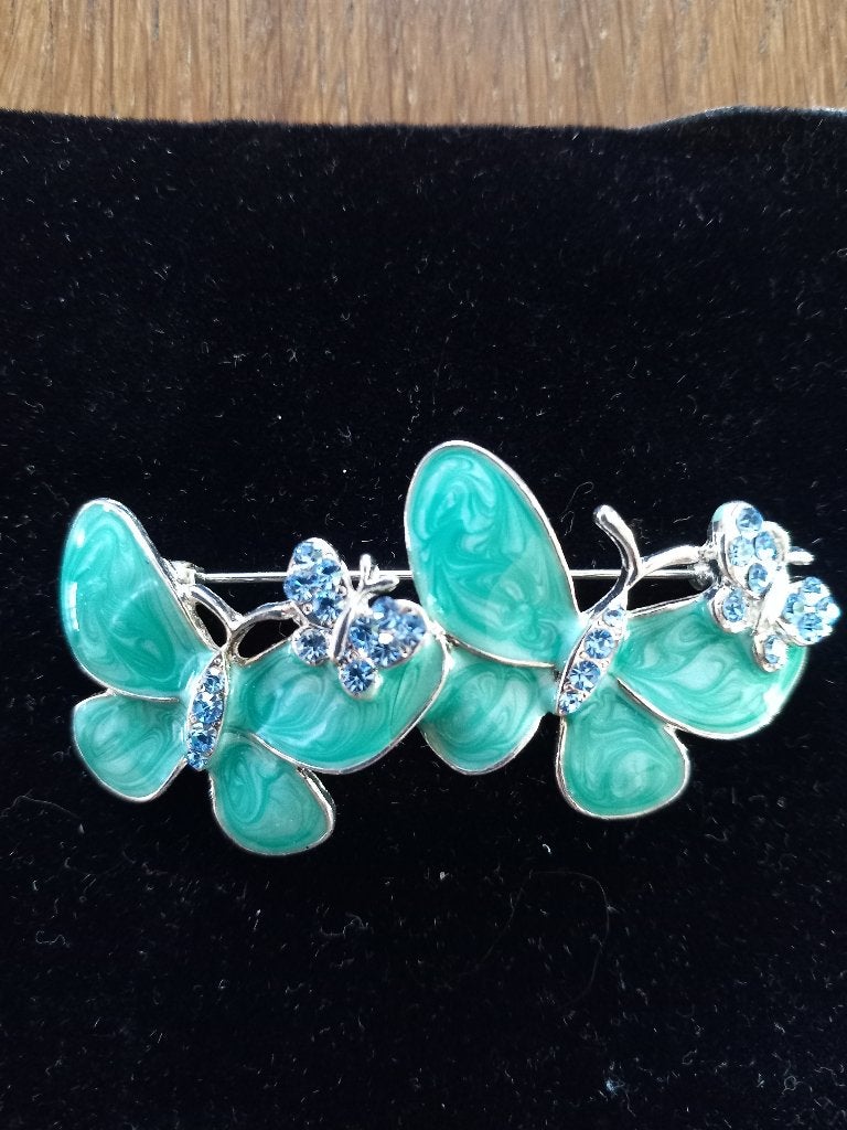 Prachtige vlinder broche, 4 tot 7 cm, Ophalen of Verzenden, Zo goed als nieuw, Groen