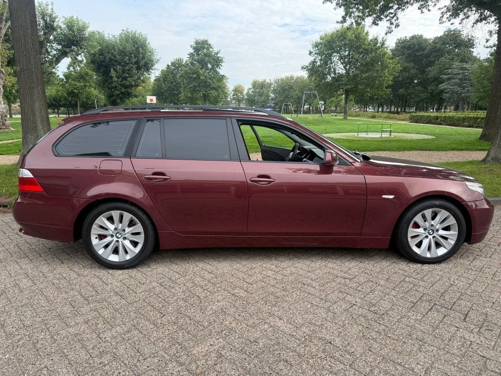 BMW 5 Serie Touring 535d Executive (bj 2005, automaat), Auto's, Automaat, 1730 kg, 2993 cc, 2000 kg