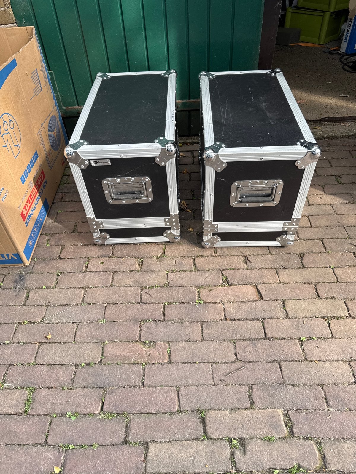 Beamz MHL-60 Moving Heads in Flightcases (2 sets), Ophalen, Gebruikt, Licht