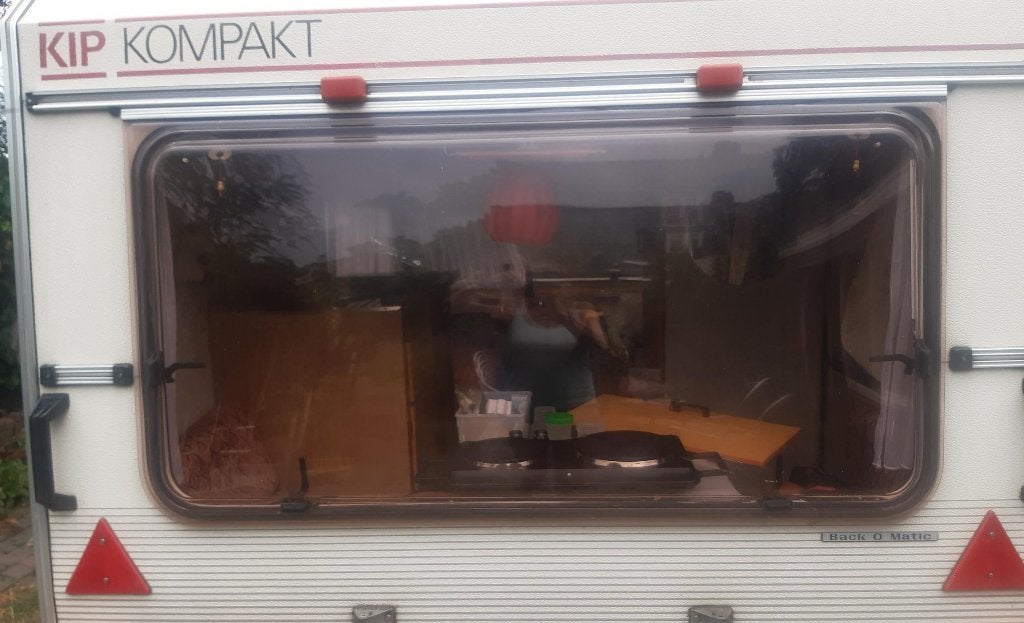 gezocht achterraam voor Kip kompakt kk400, Caravans en Kamperen, Caravan accessoires, Ophalen