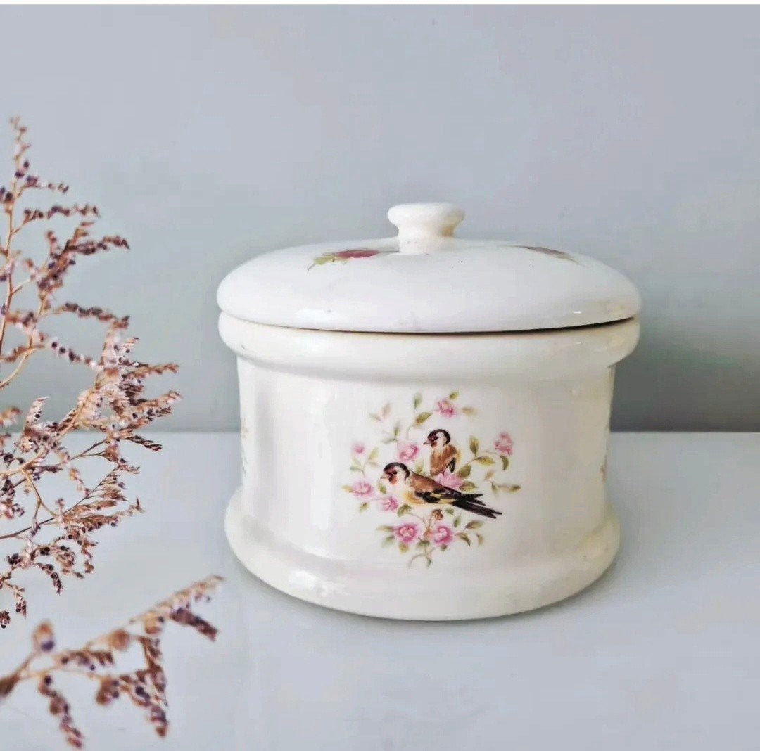 Keramische pot met deksel en vogelmotieven, Antiek en Kunst, Antiek | Keramiek en Aardewerk, Ophalen of Verzenden