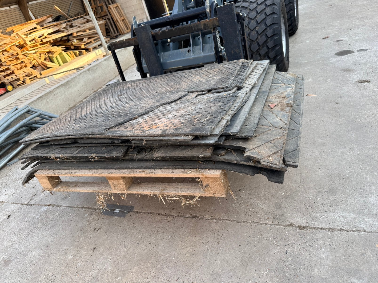 Rubber stalmatten