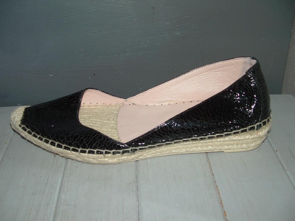 Ras espadrilles pointed toe flat instappers maat 37, Kleding | Dames, Schoenen, Ras, Ophalen of Verzenden, Zo goed als nieuw, Instappers