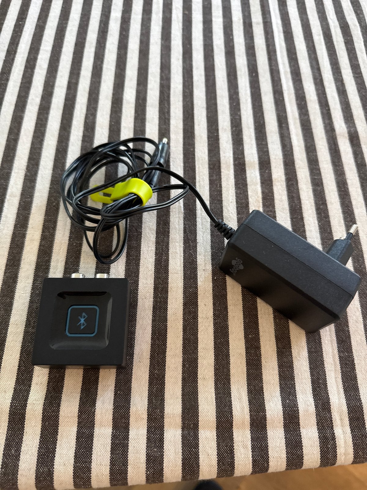Logitech Bluetooth Audio Ontvanger met Voeding, Ophalen of Verzenden, Gebruikt, Minder dan 2 meter, Overige kabels