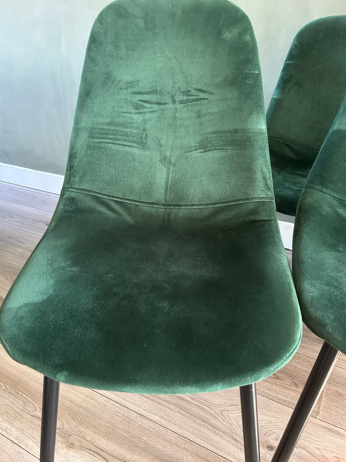 4x Groene Velvet Eetkamerstoelen, Huis en Inrichting, Overige kleuren, Ophalen of Verzenden, Zo goed als nieuw, Vier