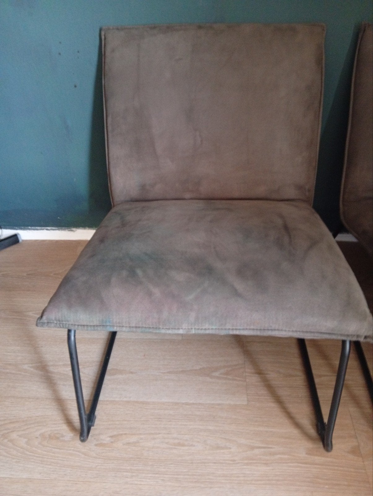 Comfortabele loungestoel met metalen frame, Ophalen, Gebruikt, Stof, Eén