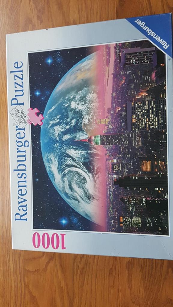 Ravensburger Puzzel 1000 stukjes - Aarde/Stad, Ophalen of Verzenden