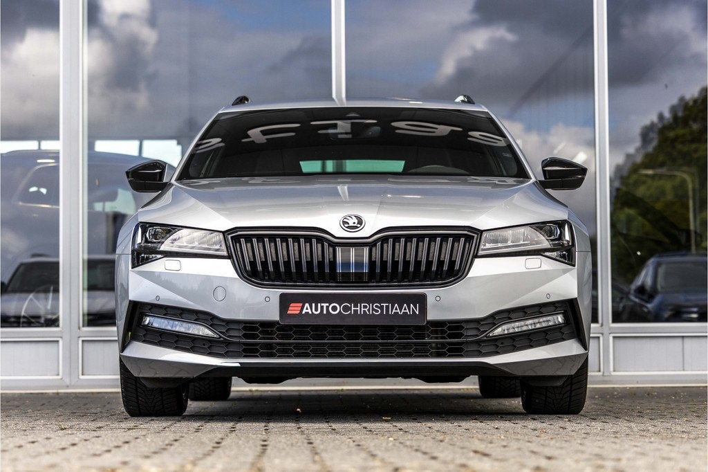 Skoda Superb Combi 1.5 TSI ACT Sportline Business | ACC | Tr, Auto's, Skoda, 12 maanden, 4 cilinders, Origineel Nederlands, 1600 kg