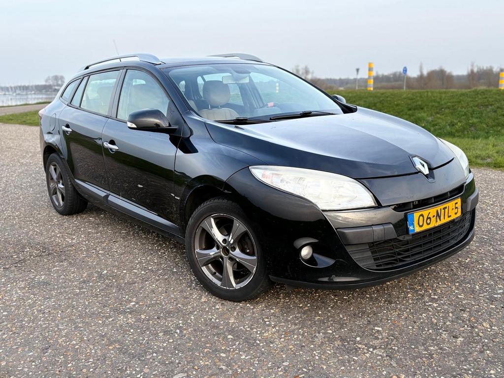 Renault Mégane 2.0-16V AUTOMAAT/APK MAART 2027/PANOROMA/NAP, Auto's, 4 cilinders, Open dak, Zwart, Euro 4