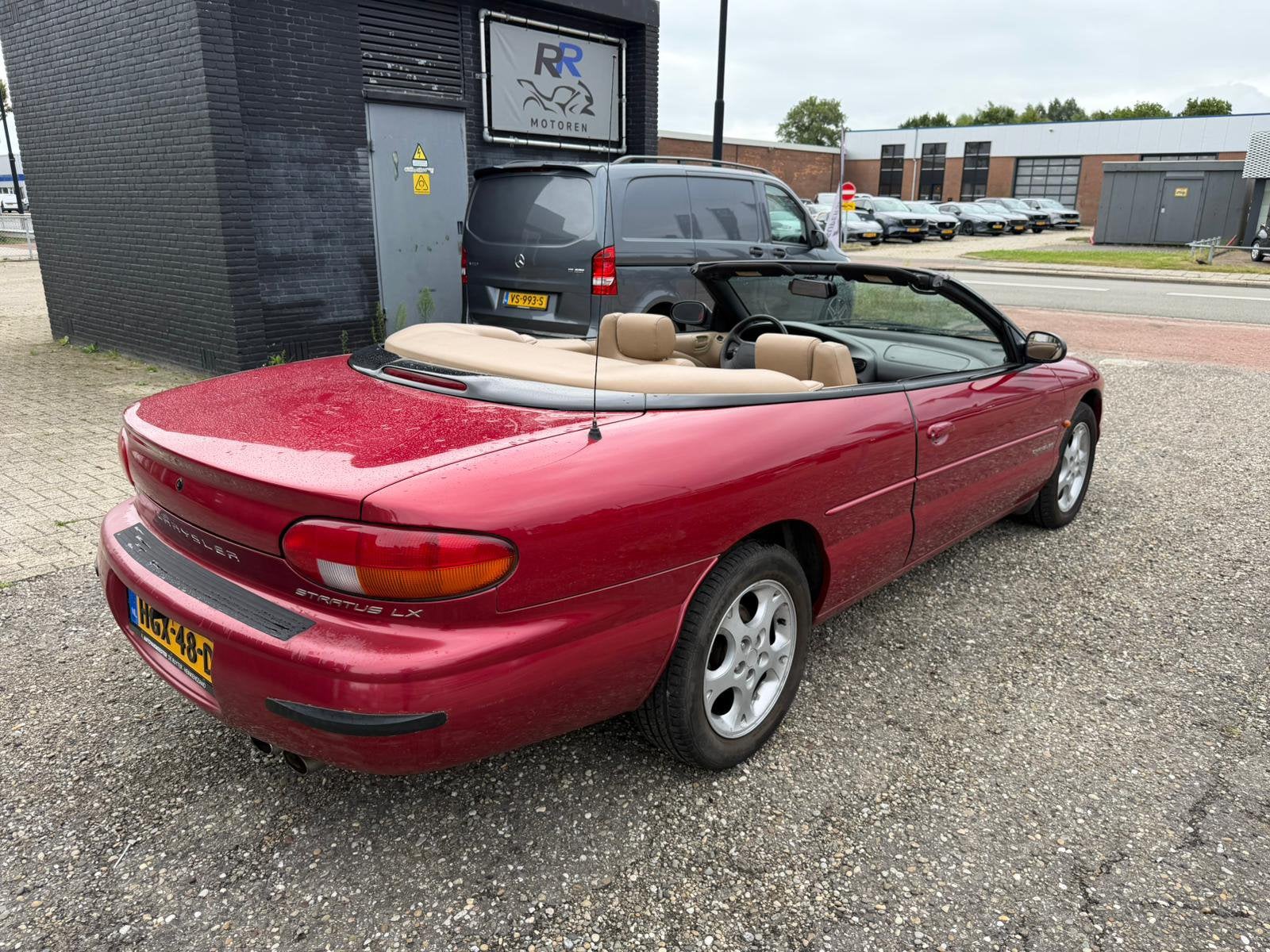 Chrysler Stratus 2.5 I 24V Convertible AUT 1998 Rood, foto 5