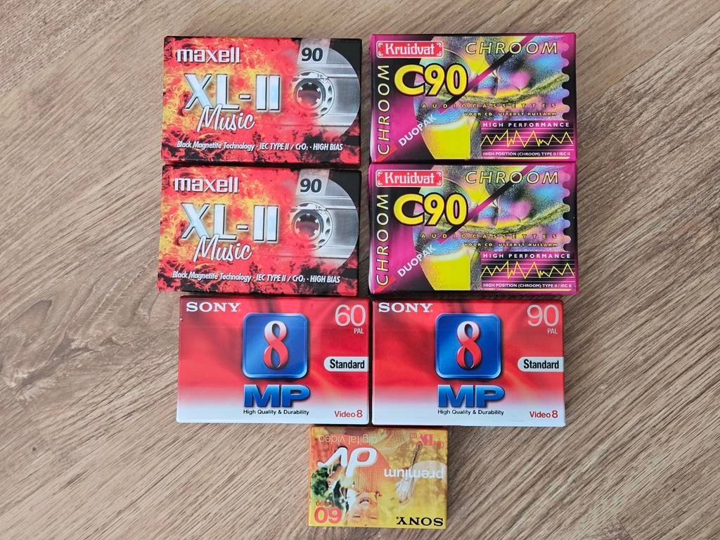 9 nieuwe kasetten: Maxell, Kruidvat, Sony - Onbespeeld, 2 t/m 25 bandjes, Overige genres, Ophalen of Verzenden, Nieuw in verpakking