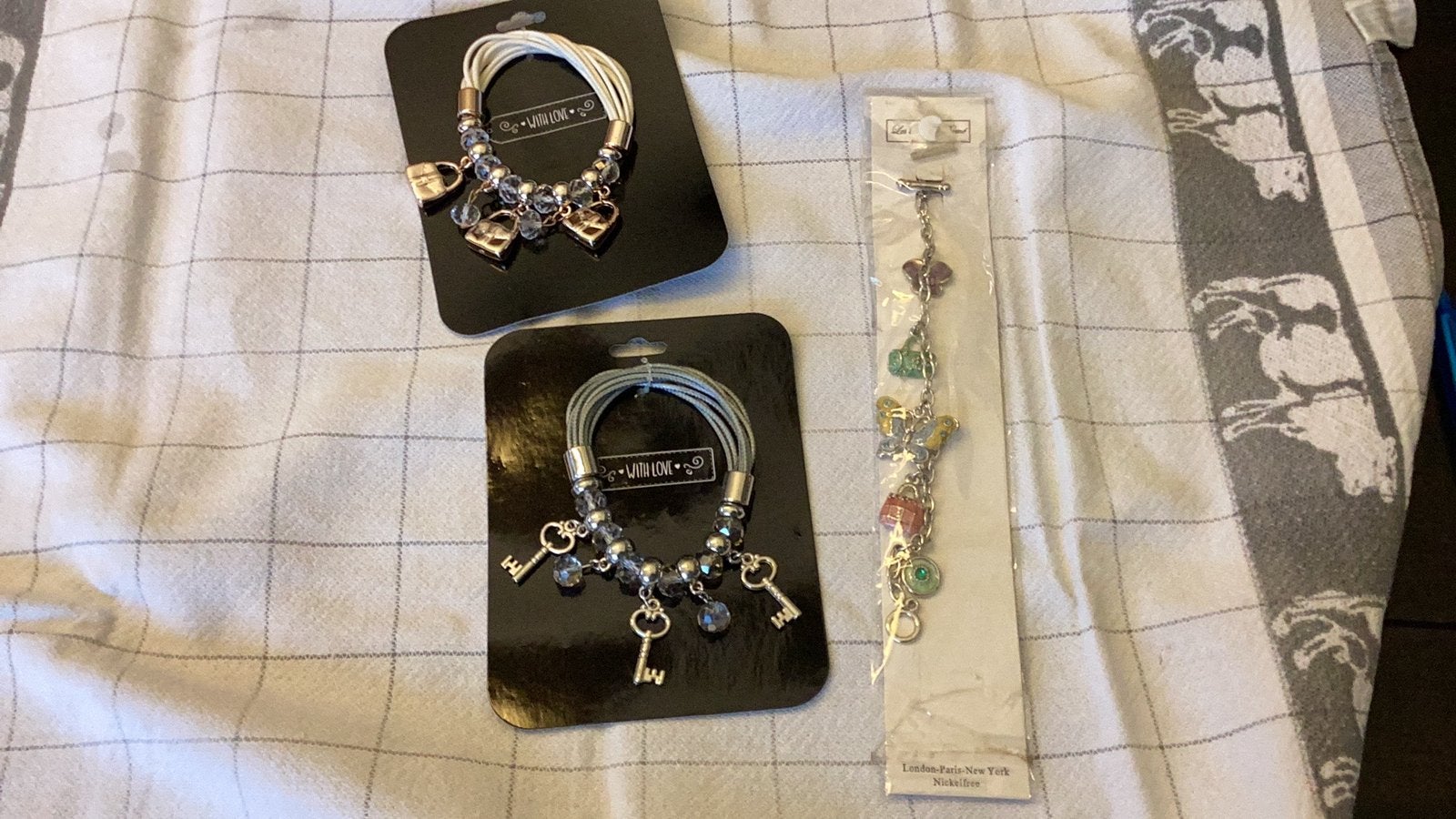 Bedelarmband  3 x en ketting nieuw, Ophalen of Verzenden, Nieuw, Overige materialen, Overige merken
