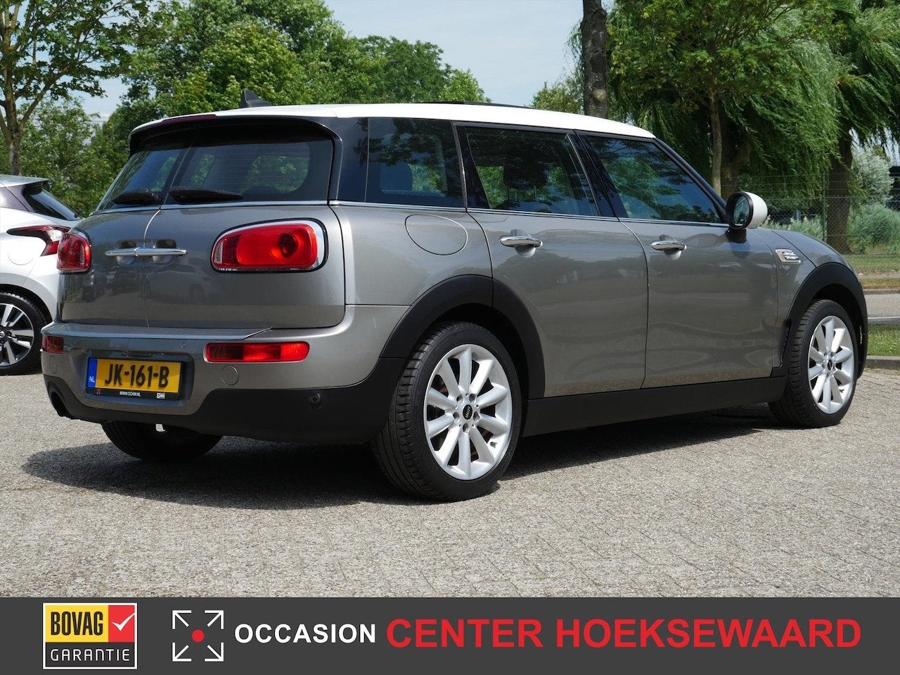 MINI Clubman 1.5 Automaat Salt | Panorama dak | Navigatie |, Gebruikt, 19 km/l, 3 cilinders, 1100 kg