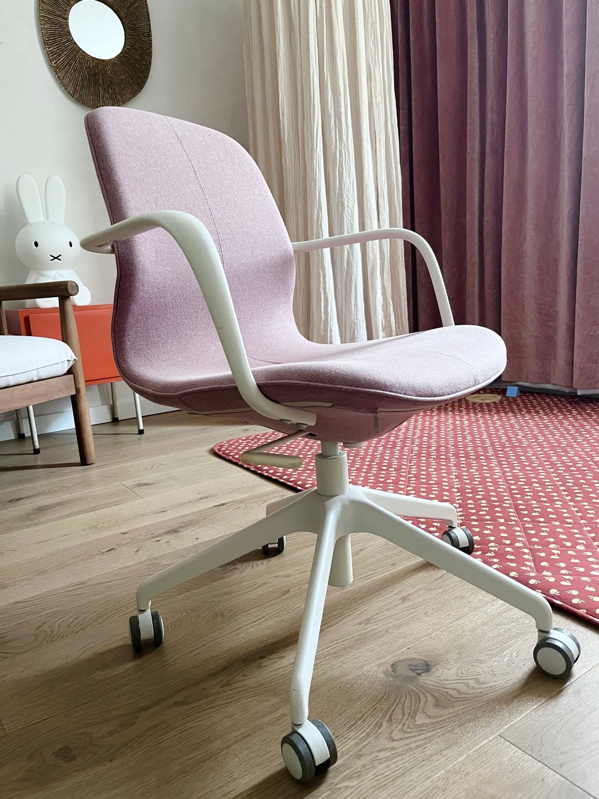 IKEA LÅNGFJÄLL pink office chair, Huis en Inrichting, Stoelen, Ophalen, Gebruikt, Eén