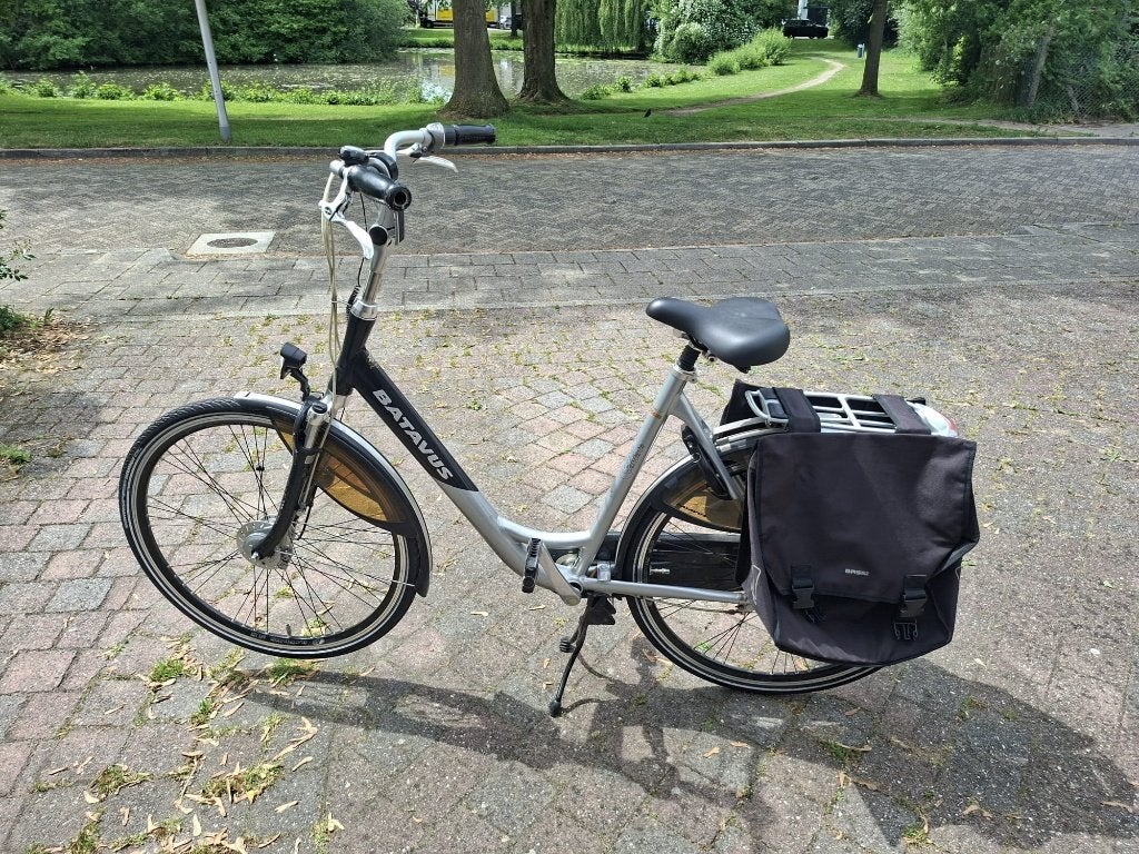 Batavie fiets + fietstas, Ophalen, Gebruikt, Velgrem, Batavus