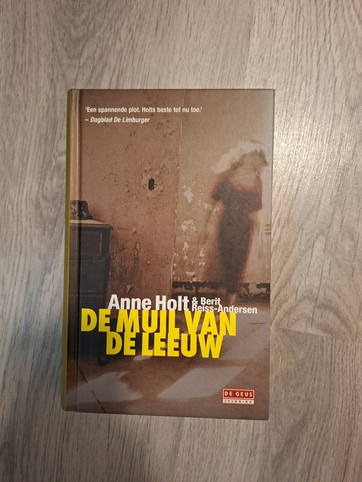 De Muil van de Leeuw - Anne Holt (Zo goed als nieuw), Boeken, Ophalen of Verzenden, Zo goed als nieuw, Anne Holt & Berit Reiss-Andersen