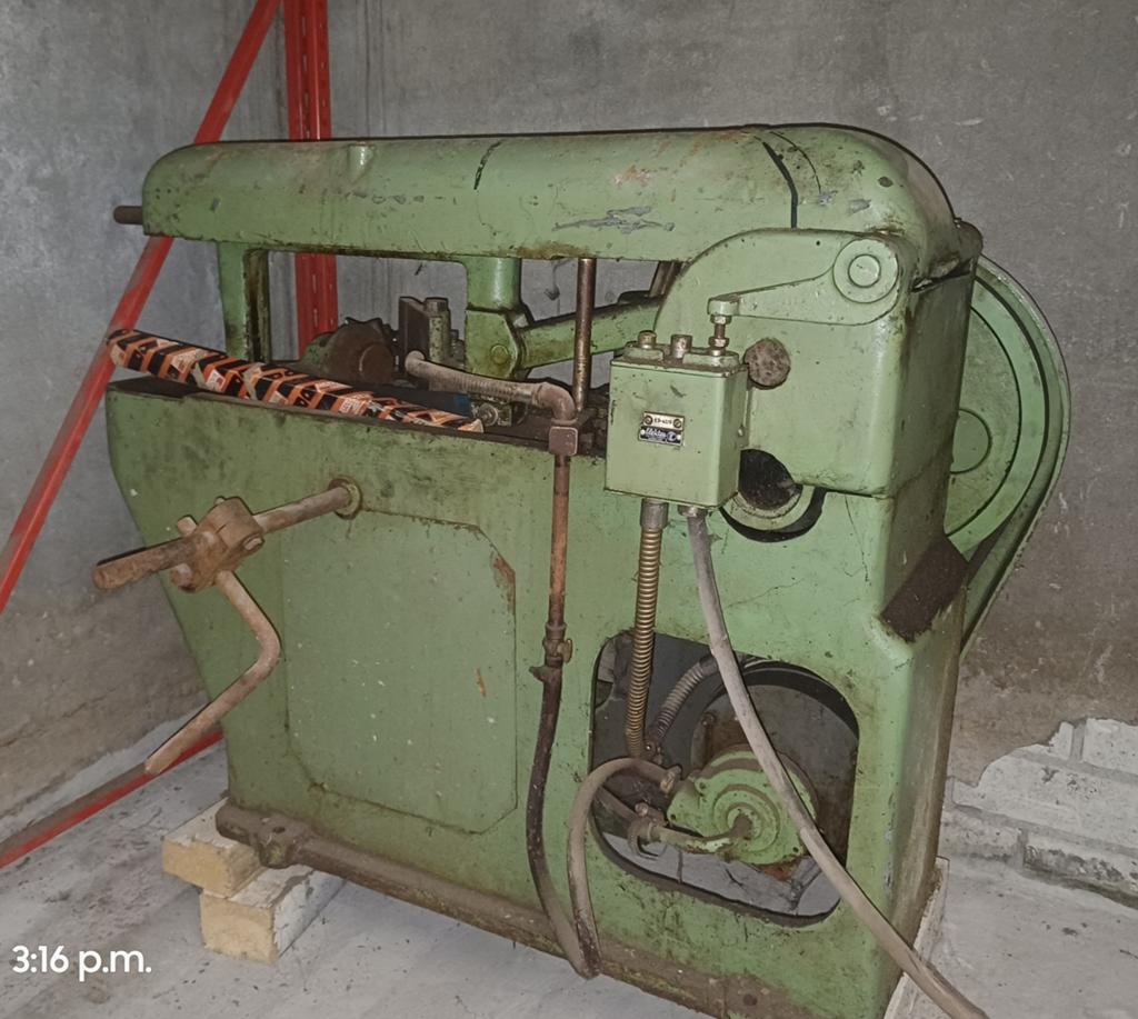 Automatisch beugel zaag, Gebruikt, 70 mm of meer, Ophalen of Verzenden, Afkortzaag