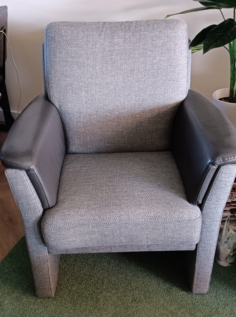 Fauteuil 2 grijs, Ophalen, Gebruikt, 75 tot 100 cm, 50 tot 75 cm