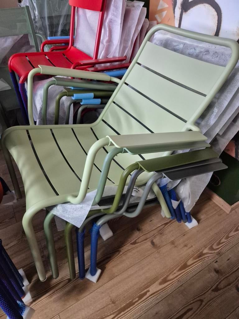 Hele ruime voorraad nieuwe Fermob low chairs alle kleuren