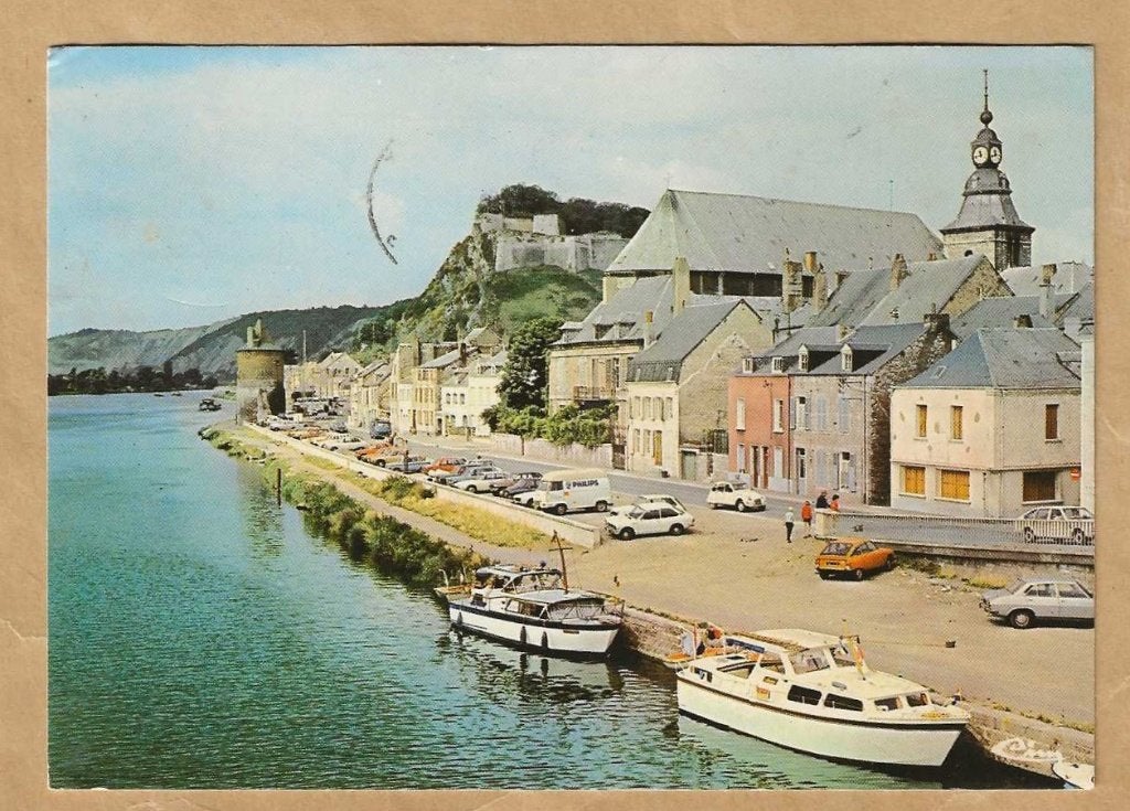 Givet (Ardennen) - Les Quais - Oude Ansichtkaart, Ophalen of Verzenden, 1960 tot 1980, Gelopen, Frankrijk