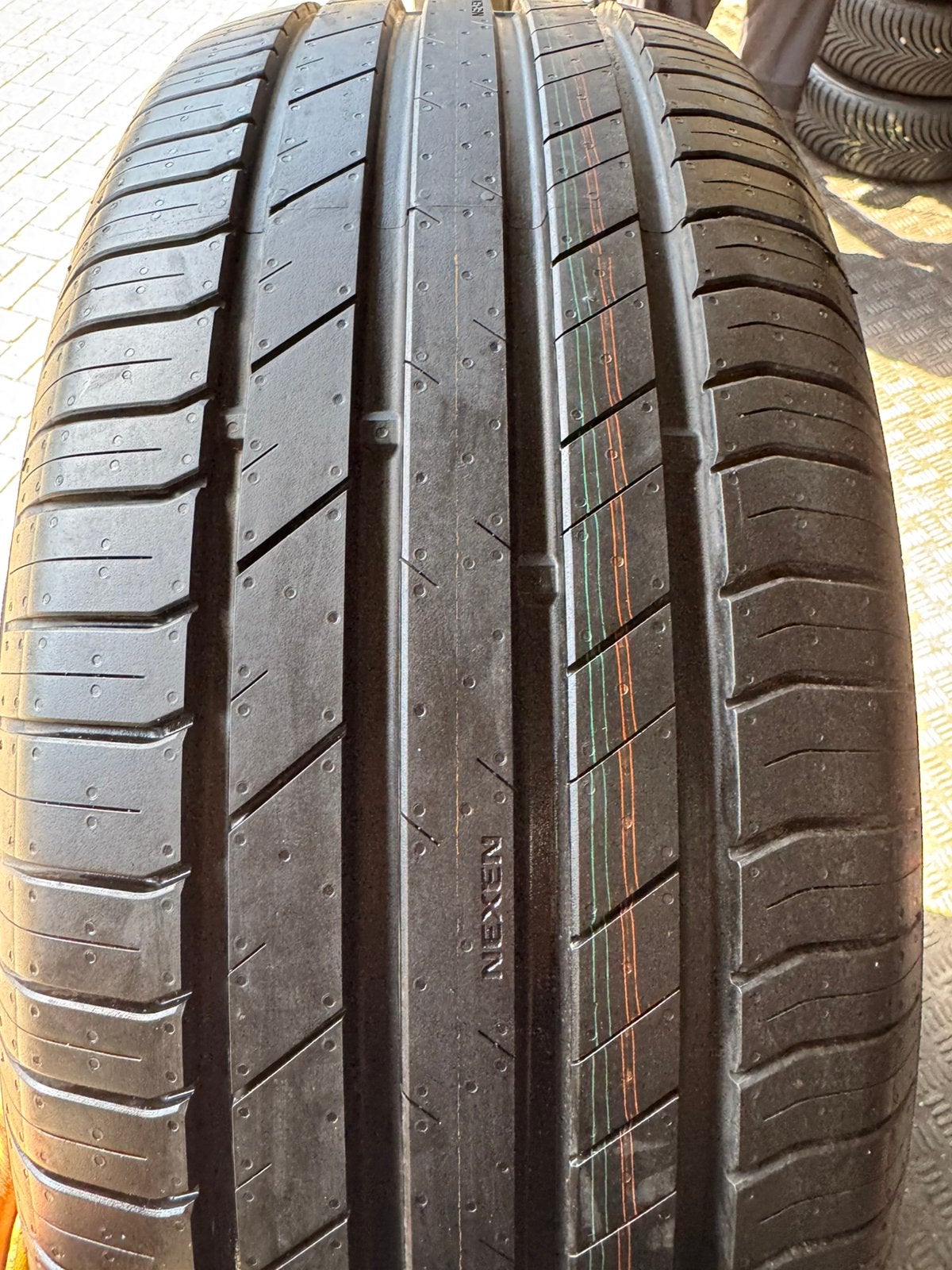 Set Kumho demobanden zomer 235/55/19, 235 55 19, 235-55-19, Auto-onderdelen, Banden en Velgen, 19 inch, Nieuw, Ophalen of Verzenden