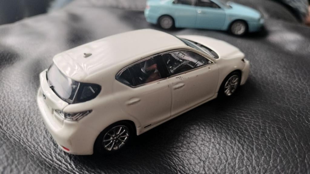 LEXUS CT 200 H minichamps..gebruikt, Ophalen of Verzenden, Gebruikt, Auto, MiniChamps