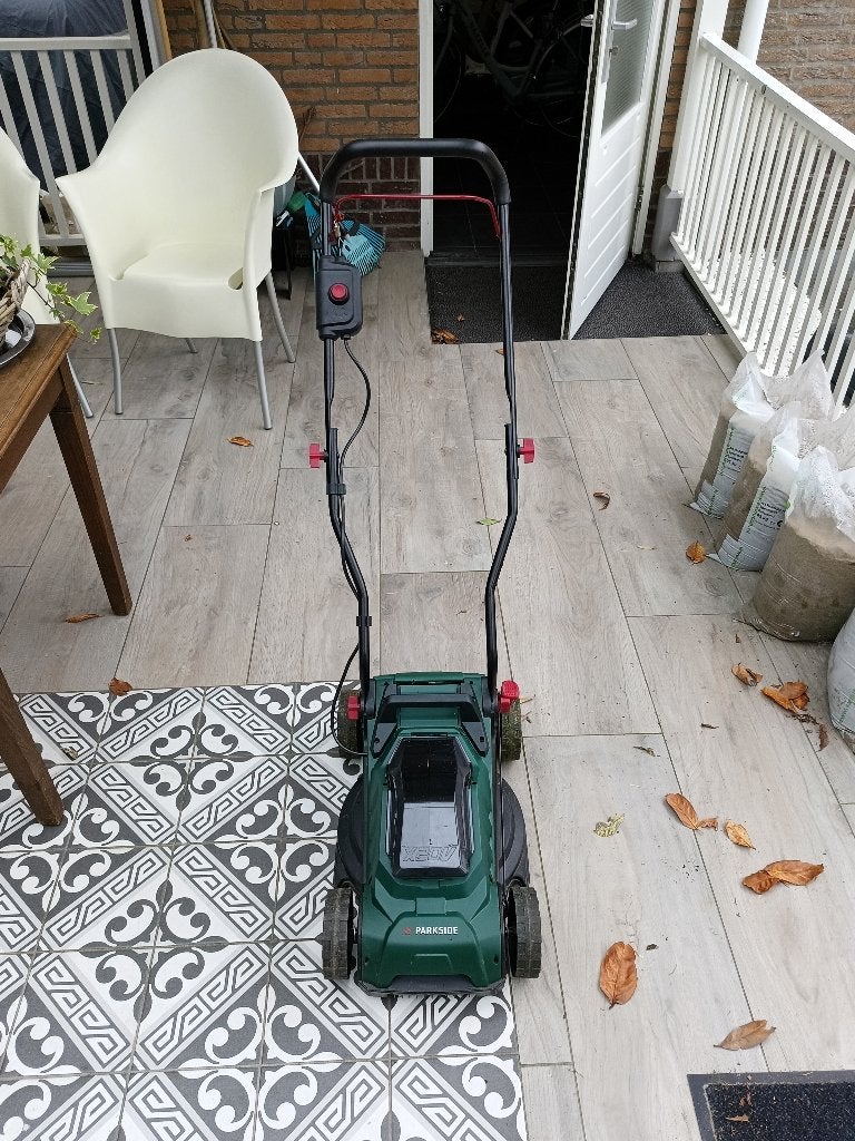 Parkside Accu grasmaaier 20 V zonder accu en lader 200 m², Tuin en Terras, Ophalen, Elektrische starter, Accu-grasmaaier, 30 t/m 39 cm