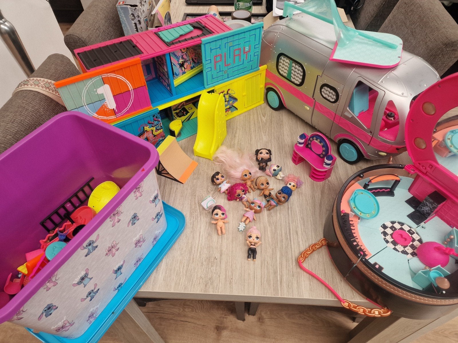 Grote LOL Surprise set met camper, huis en poppen, Ophalen, Gebruikt, Overige typen