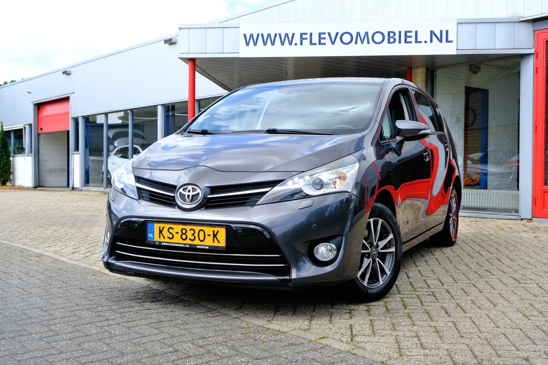Toyota Verso 1.8 VVT-i Business Navi|Cam|LMV|Clima, Auto's, Toyota, Voorwielaandrijving, Gebruikt, 4 cilinders, Handgeschakeld