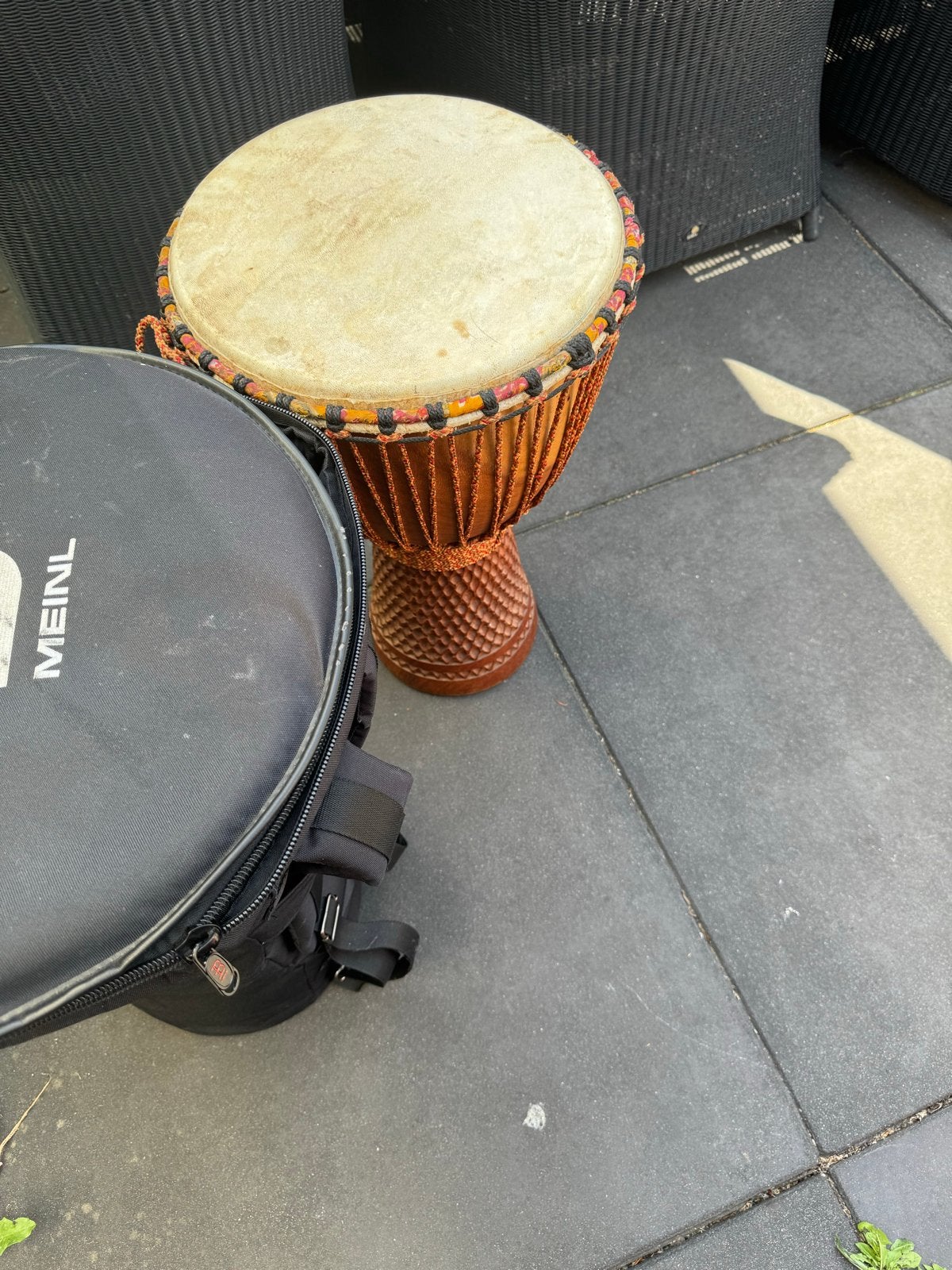 Leuke djembe met tas, weinig gebruikt, Ophalen of Verzenden, Zo goed als nieuw, Trommel