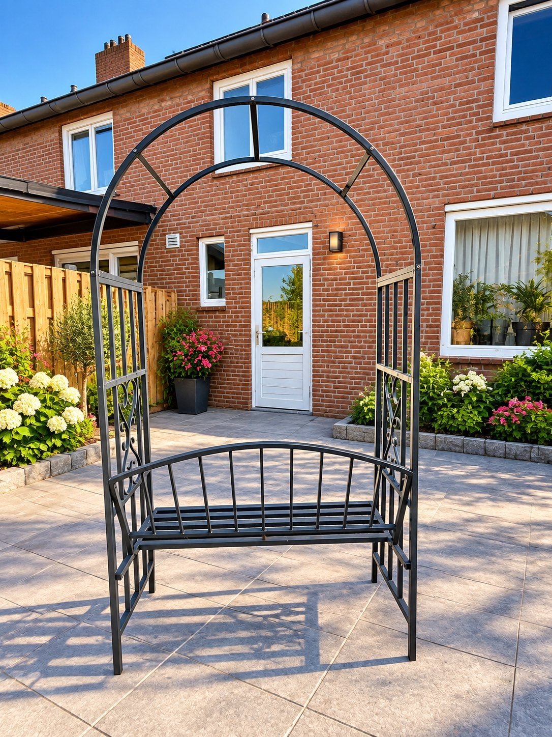 Zwarte metalen tuinbank met sierlijke boog, Ophalen of Verzenden, Nieuw, Metaal