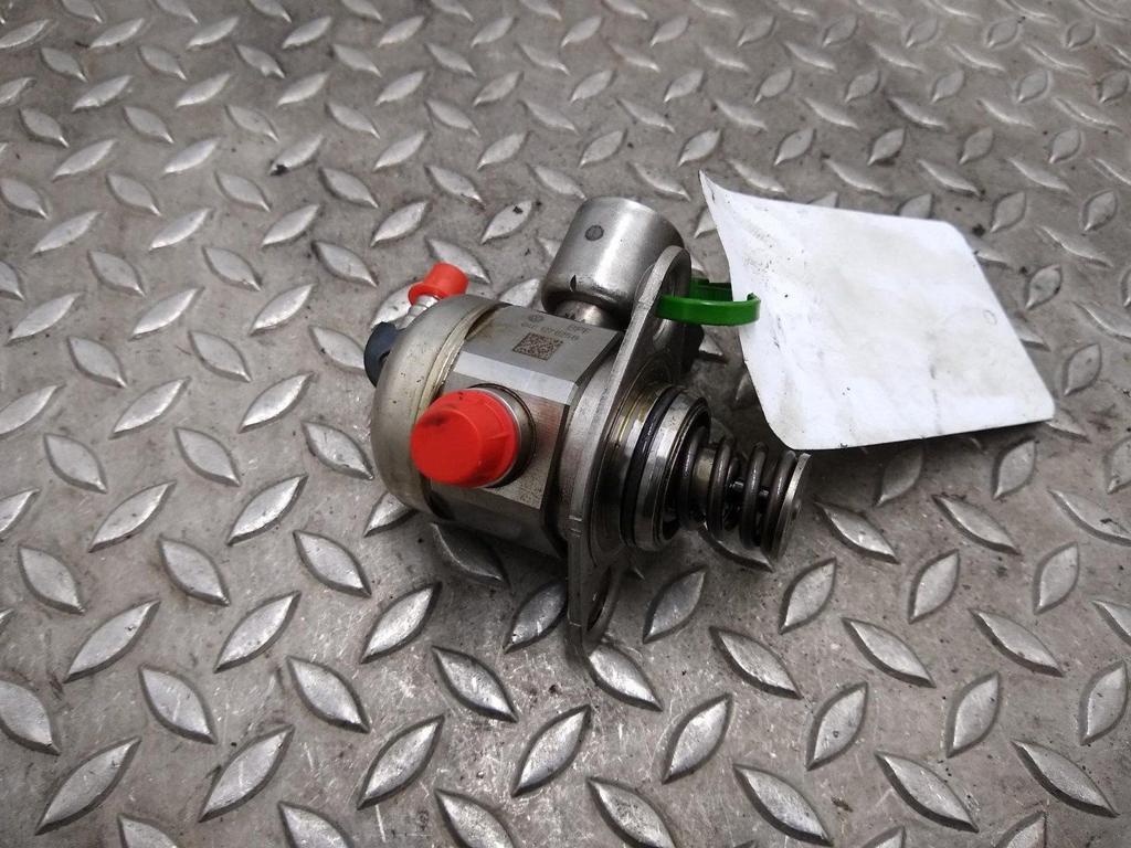 VOLKSWAGEN GOLF BRANDSTOF POMP VOOR DE INJECTOR 2016, Ophalen of Verzenden, Gebruikt, Stiba lid