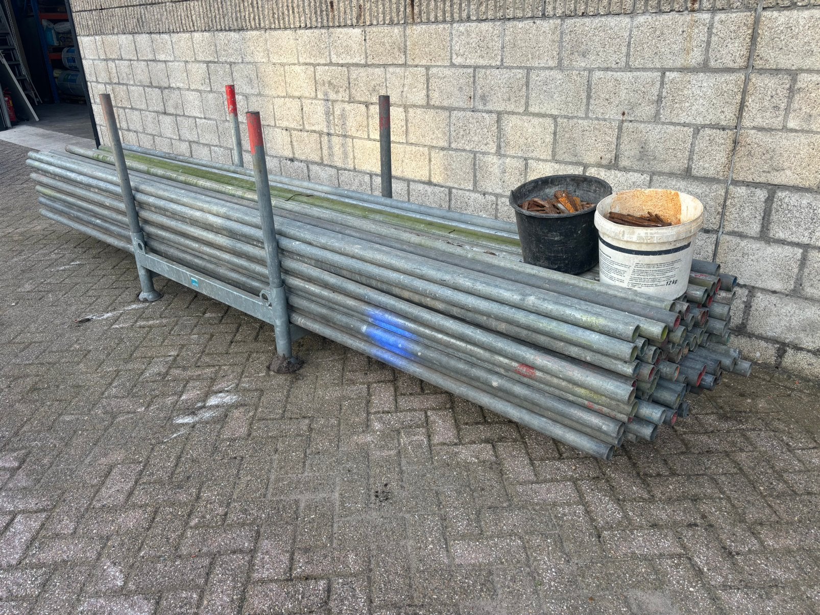 Foto 4 van Steigerbuizen 400 cm / 4 meter - Steigerbuis - Steiger