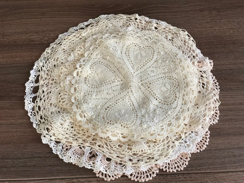 18 brocante kleedjes kleedje kant, Ophalen of Verzenden