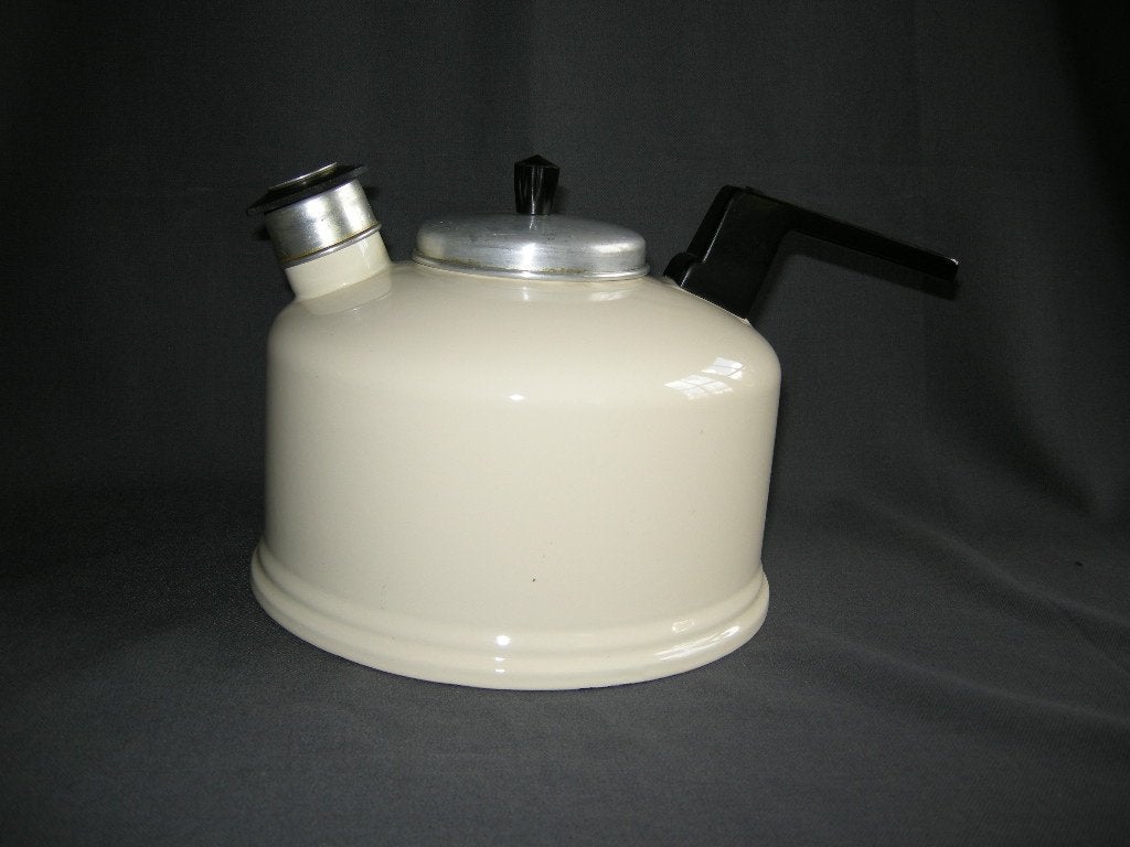 Emaille crèmekleurige fluitketel 2,8 ltr., Antiek en Kunst, Ophalen of Verzenden