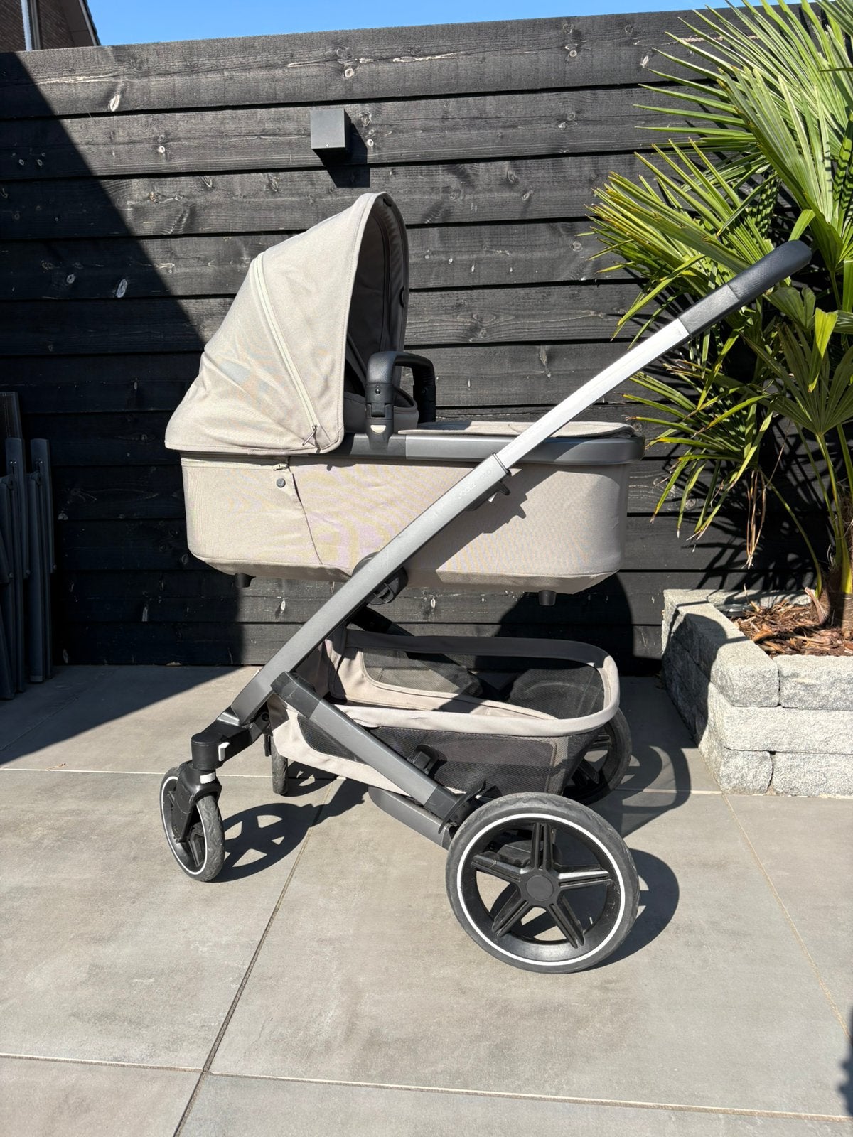 Joolz Geo 3 kinderwagen sage green incl voetenzak, Kinderen en Baby's, Kinderwagens en Combinaties, Zo goed als nieuw, Combiwagen