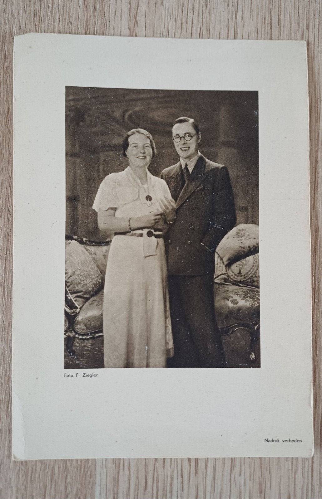 Holland-Zwitserse Chocoladefabriek Foto 1937, prins Bernard, Ophalen of Verzenden, Voor 1940, Gebruikt, Overige onderwerpen