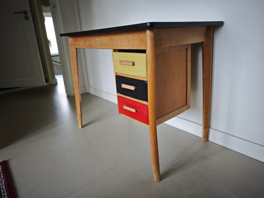 Antiek Bureau'tje Piet Zwart, Antiek en Kunst, Ophalen
