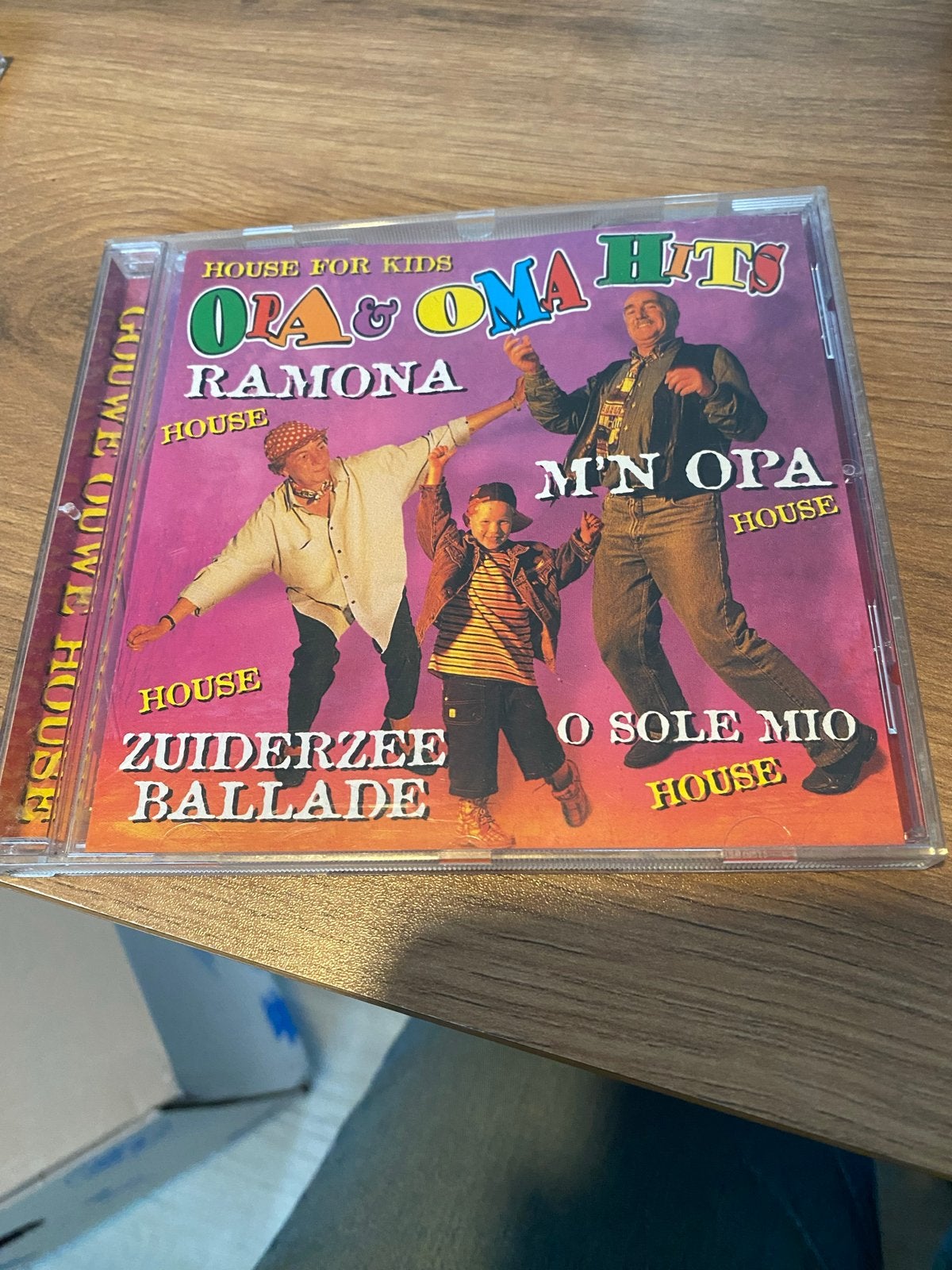 Opa & Oma Hits - House for Kids CD, Gebruikt, Ophalen of Verzenden, 3 tot 5 jaar, Muziek