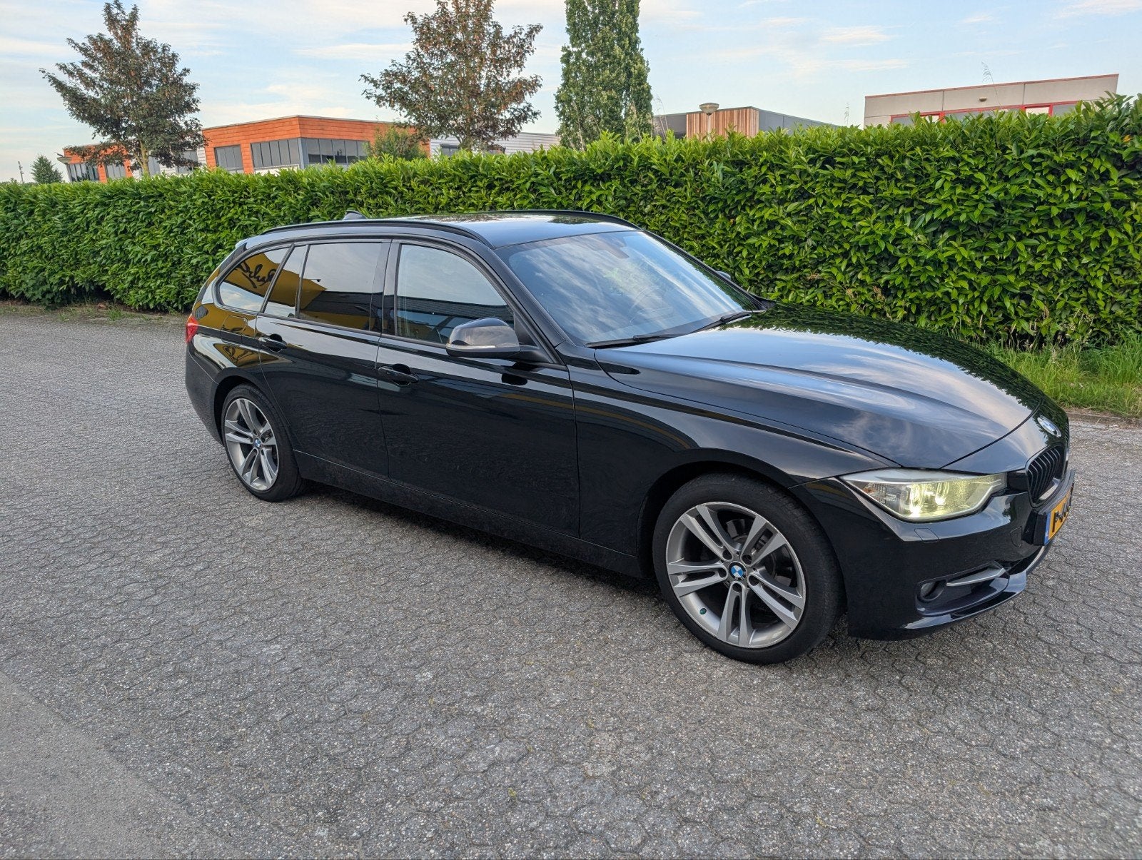 BMW 3-Serie f31 320I AUT Touring 2013 GEREVISEERDE MOTOR, Zwart, 4 cilinders, Zwart, Stationwagon