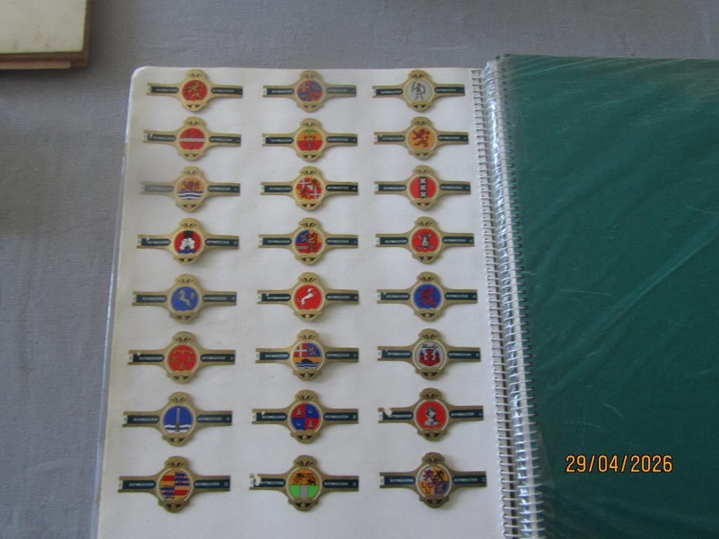 Sigarenbandjes Marine Emblemen 24 Stuks, Ophalen of Verzenden, Gebruikt, Sigarenbandjes