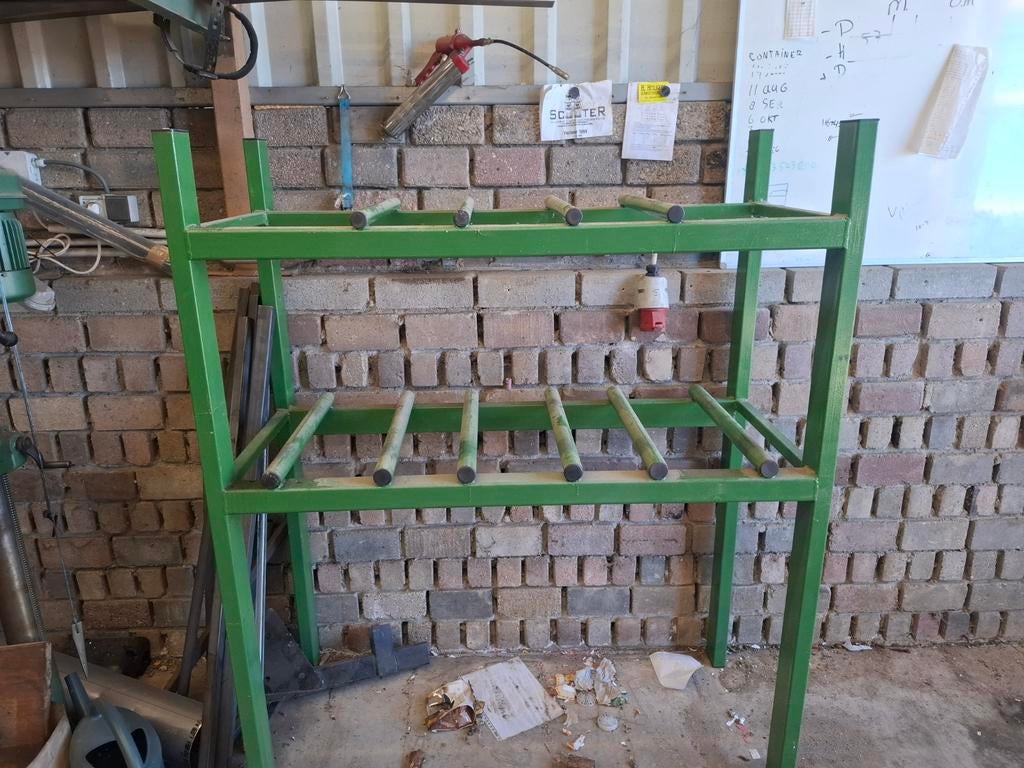 Olie vaten rek met ruimte voor lekbak. Lxhxd.    138x166x57, Ophalen of Verzenden