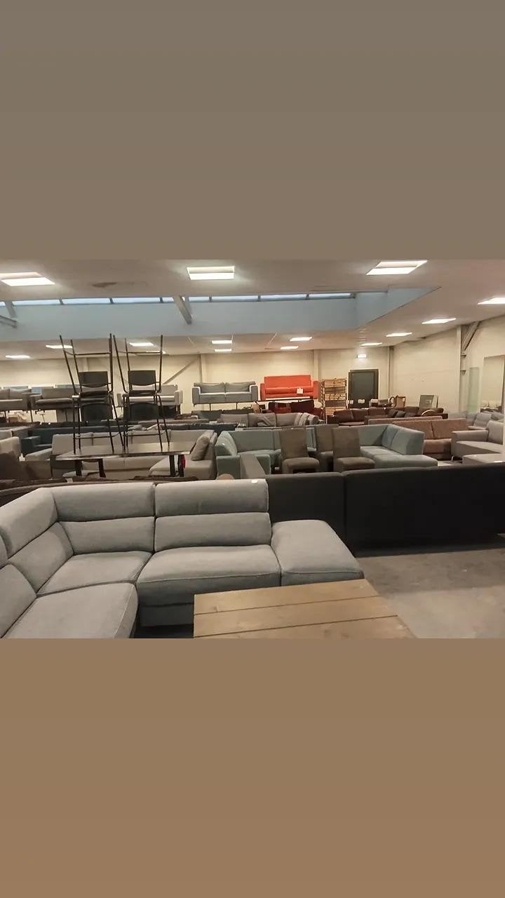 stoelen - banken - hoekbanken - tafels - meubel kringloop, ., Ophalen of Verzenden, Zo goed als nieuw, .