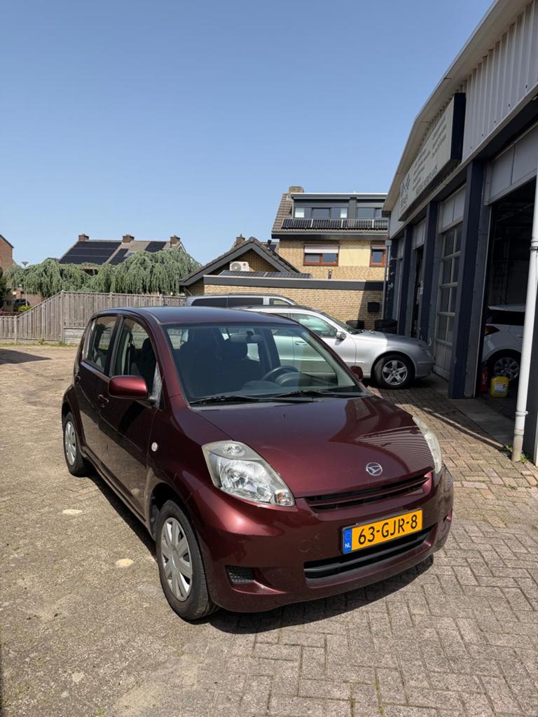 Daihatsu Sirion 1.3 2008 Rood, Auto's, Daihatsu, Bedrijf, Sirion, Benzine, C, Hatchback, Handgeschakeld, Origineel Nederlands