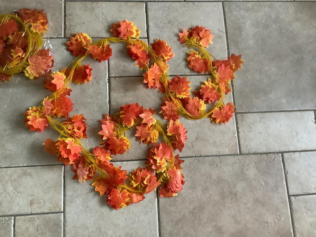 Herfstslinger 24 stuks, Ophalen, Zo goed als nieuw