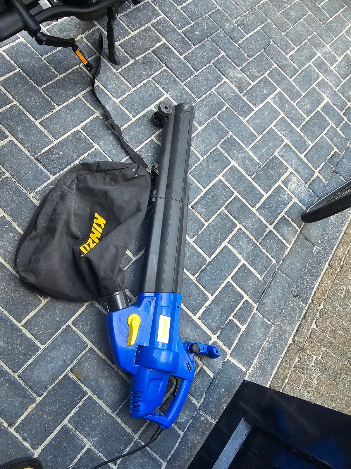 Kinzo Bladblazer met Opvangzak - Elektrisch, Gebruikt, Kinzo, Handgedragen, Ophalen of Verzenden